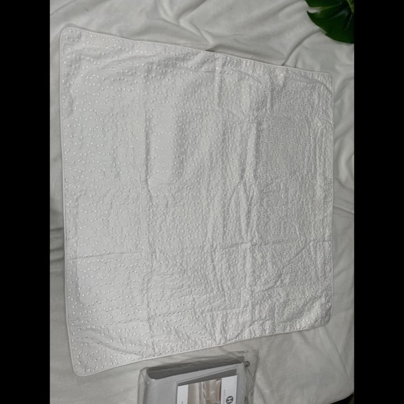 NIB $135 Hotel Collection Artisan (1) Euro Sham‎ - Picture 3 of 11